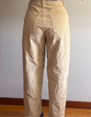 Pantalón de pana beige