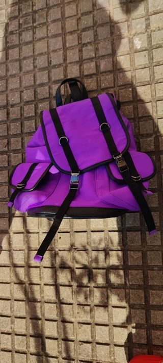 Mochila Morada / violeta de neopreno Vintage
