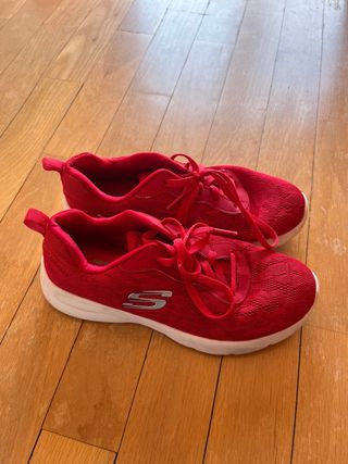 Zapatillas Skechers Memory Foam Rojas