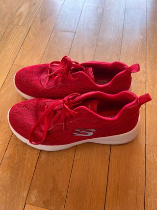 Zapatillas Skechers Memory Foam Rojas