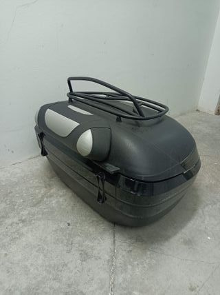 Baul moto Givi Maxia monokey