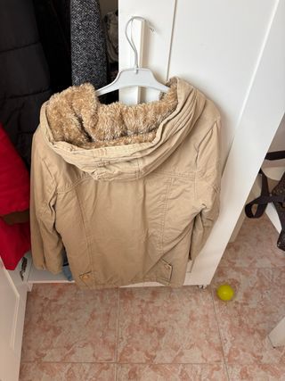 Abrigo infantil beige