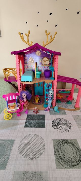 Casa de las Enchantimals.