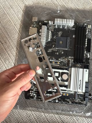 Placa Base ASRock AB350 Pro4