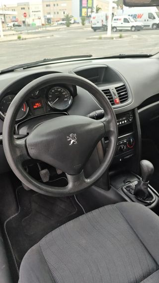 Peugeot 207 1.4 HDI Confort 2009