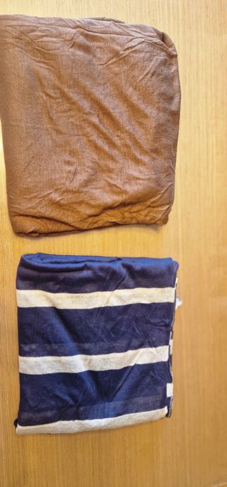 Fulares marrones y azules a rayas