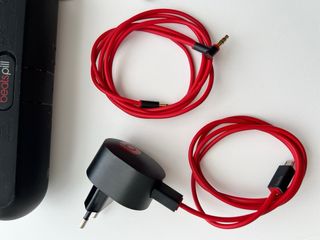 Beats Pill B0513 – Altavoz Bluetooth portátil