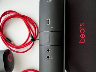 Beats Pill B0513 – Altavoz Bluetooth portátil