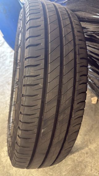 Michelin Agilis 3 195/75 R16 Nuevo 