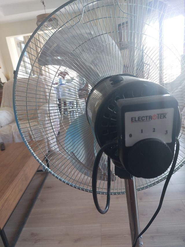 Ventilador de pie