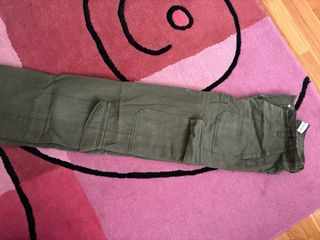 Pantalón cargo verde militar