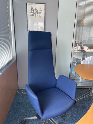 Mesa oficina grande + silla + archivador