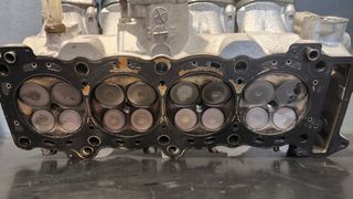 Cabeça do motor Suzuki GSXR 1000 L0