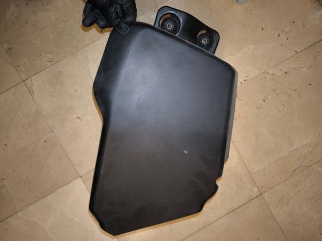 Caja filtro de aire con caudalimetro, BMW 316 ti.