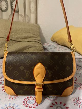Bolso LV marrones