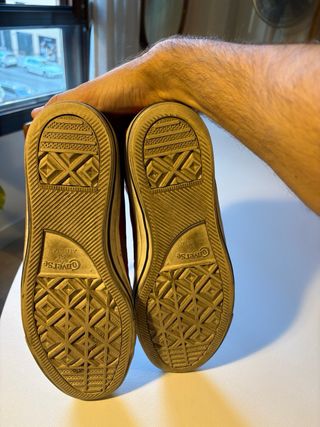 Converse rojas y marrones 43