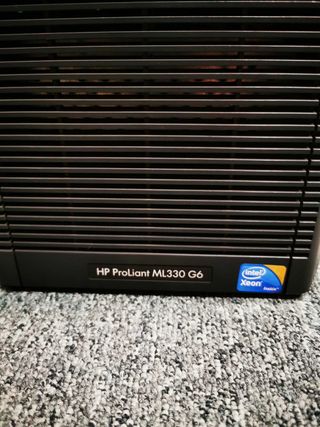Servidor HP ProLiant ML330 + 2 PC + 2 Monitor 22"