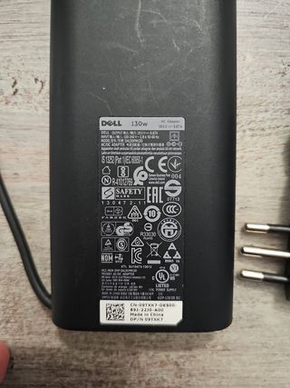 Alimentatore notebook Dell 130watt.
