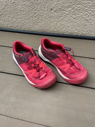 Zapatos montaña niña rosa/rojo