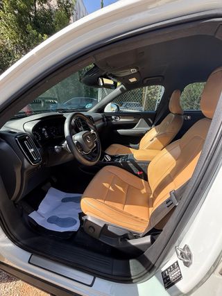 Volvo XC40 2019
