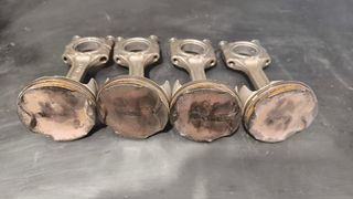 Bielas e pistões Suzuki GSXR 1000 L0