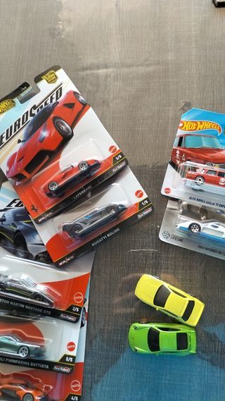 Hot Wheels Euro Speed y otros