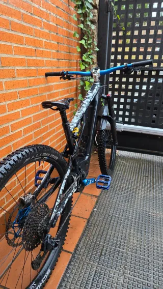 Specialized Kenevo Expert 29 mejorada, talla S3