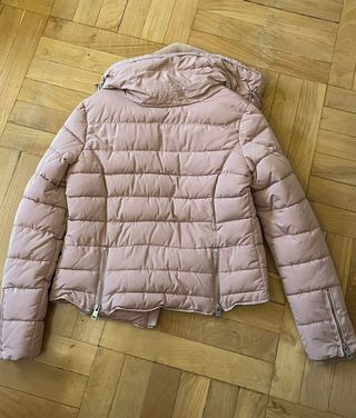 Abrigo acolchado rosa Zara 