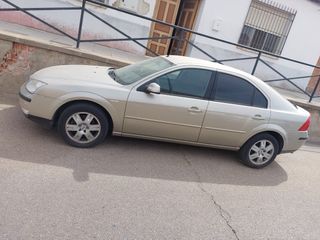 Ford Mondeo Mondeo 2004