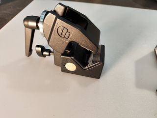 Super Clamp SCP710B Adam Hall