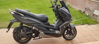 Kymco Kxct 125 Negra.