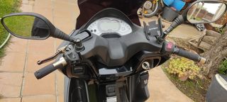 Kymco Kxct 125 Negra.