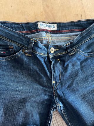 Lote Ropa Tommy Hilfiger y otros  