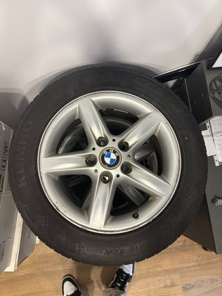 Llantas BMW con neumáticos
