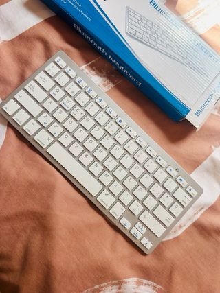 Teclado Bluetooth Inalámbrico Blanco