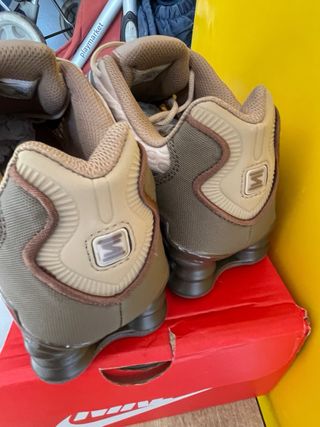 Nike Shox Marrones Talla 40