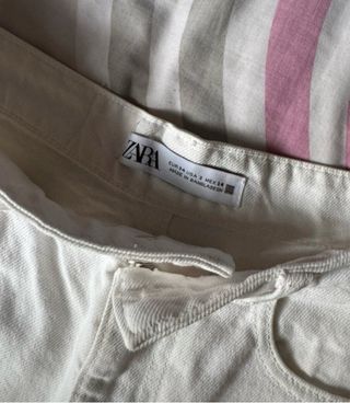 Bermudas vaqueras blancas Zara