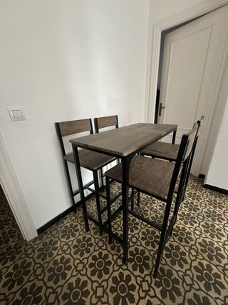 Mesa alta SoBuy con 4 sillas