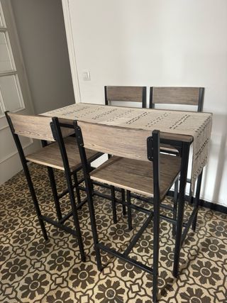 Mesa alta SoBuy con 4 sillas