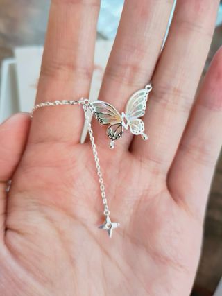 Collana farfalla colorata con strass con scatolina
