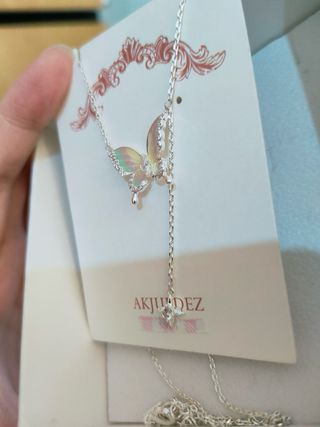 Collana farfalla colorata con strass con scatolina