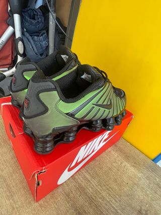 Nike Shox Camaleón Talla 42
