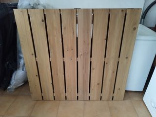 Cabecero de madera rústico