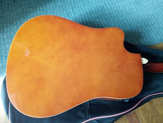 Guitarra Electroacústica IMAN