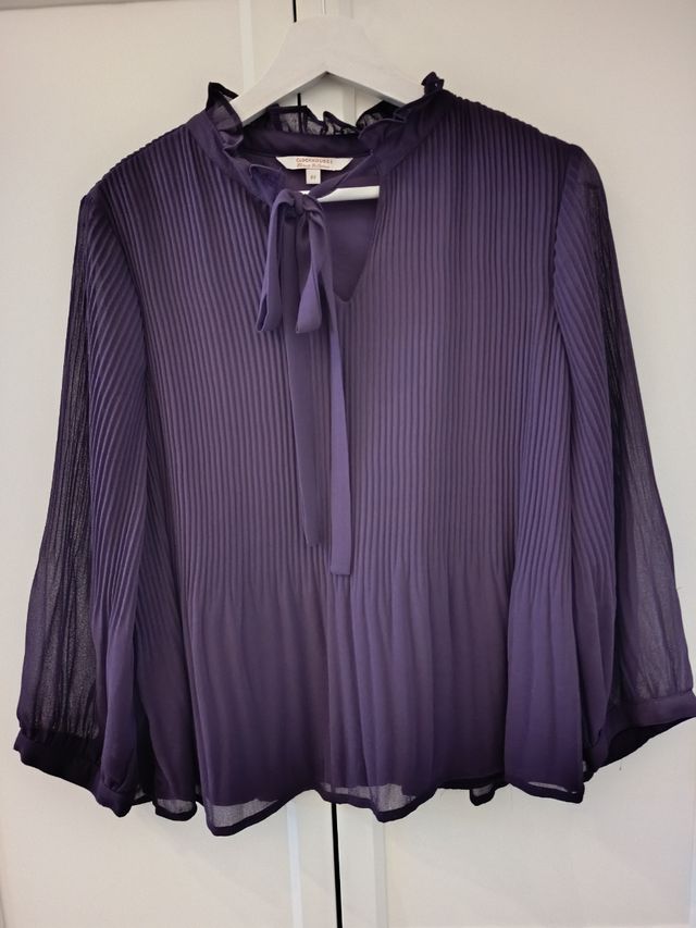 Blusa morada Clockhouse talla M
