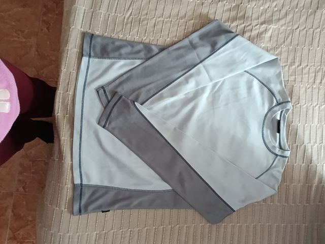 Lot 4 T-shirt sportive taglia M