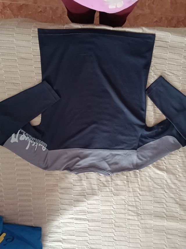 Lot 4 T-shirt sportive taglia M