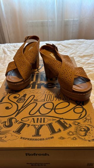 Sandalias Refresh Cuña Marrones