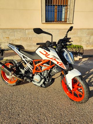 KTM Duke 390
