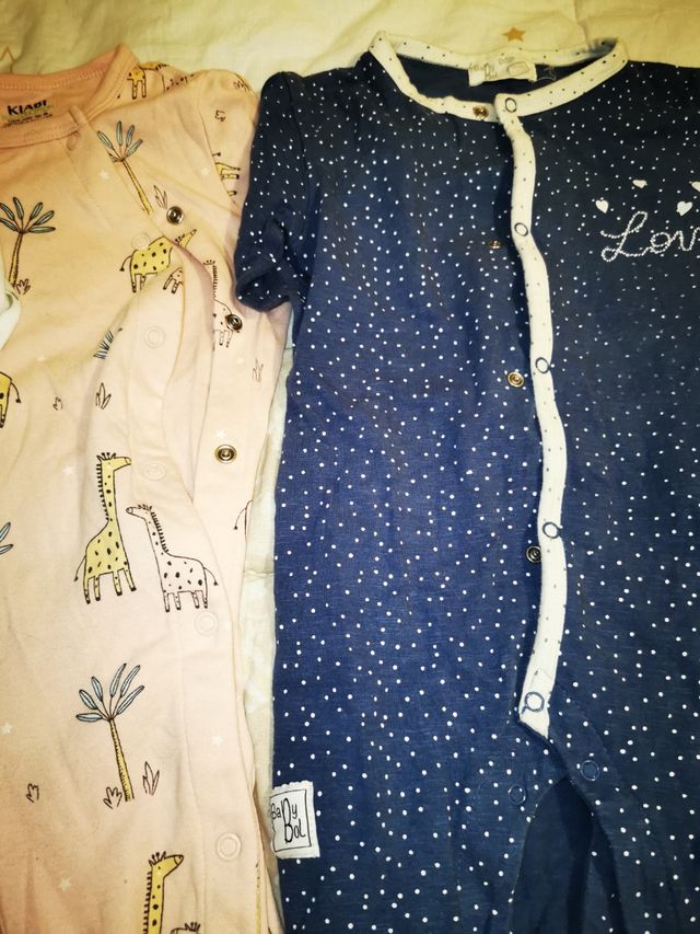 Lote 4 pijamas bebé niña